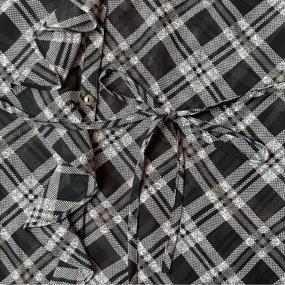 Jessica Simpson Maternity Black Plaid Sheer Blouse, size L - Picture 6 of 8